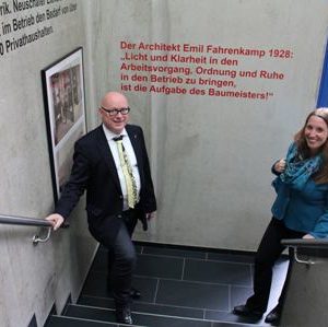 Kunst privat! 2016 bei Neuschäfer Elektronik mit Dr. Daniela Sommer