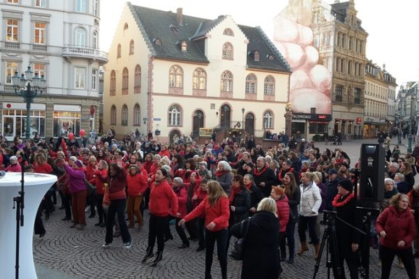 One Billion Rising 2017 mit Dr. Daniela Sommer