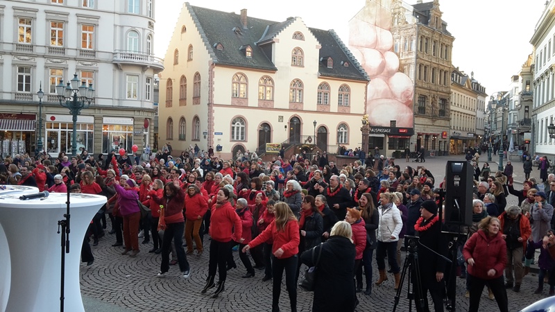One Billion Rising 2017 mit Dr. Daniela Sommer