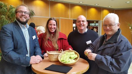 Weihnachtsbasar Lebenshilfe 2017 in Frankenberg mit Dr. Daniela Sommer